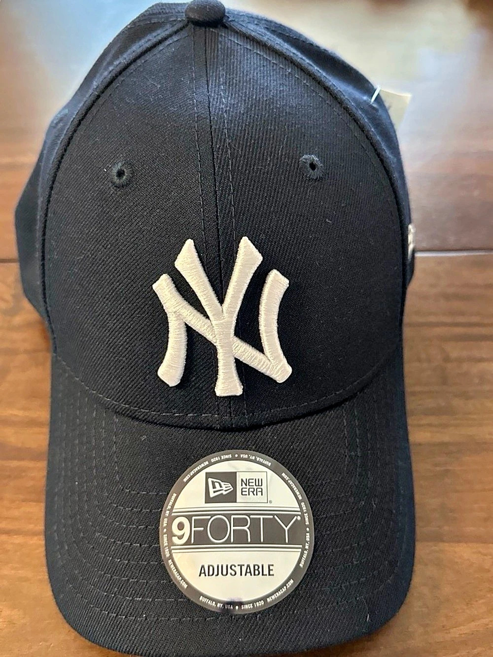 New Era MLB New York Yankees 9FORTY Yankees 9FORTY Cap in Black NWT